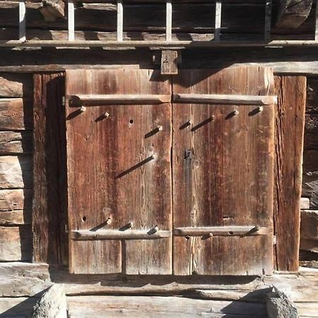 La Cabane De L'Homme Tranquille Le Tretien Exterior photo