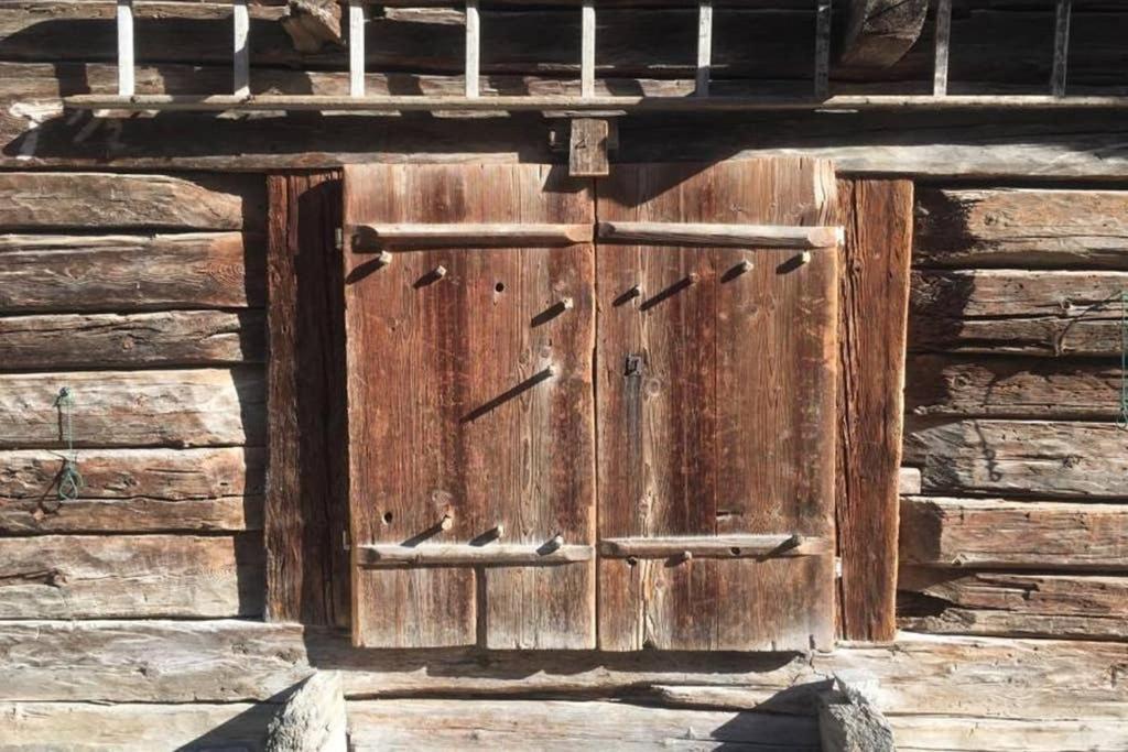 La Cabane De L'Homme Tranquille Le Tretien Exterior photo
