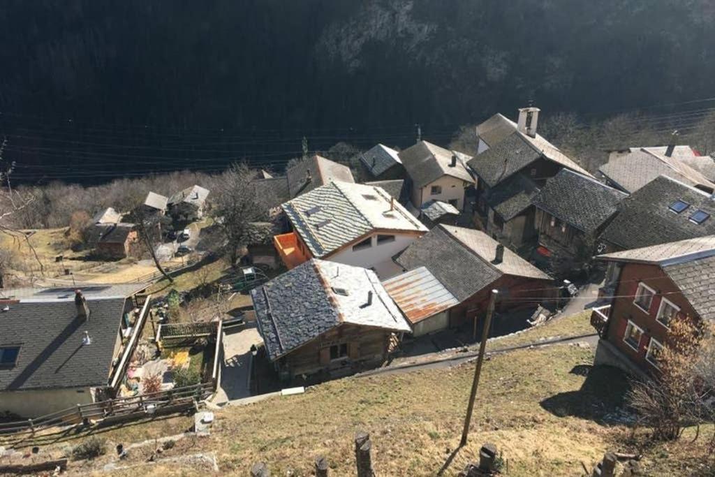 La Cabane De L'Homme Tranquille Le Tretien Exterior photo